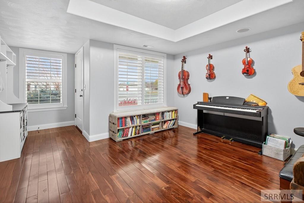 Image 6 of property listing at 318 Polo Drive, Rexburg, ID 83440