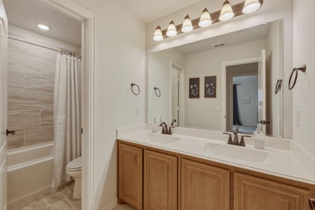 517 Wildriver Trail, Fort Worth, TX 76131