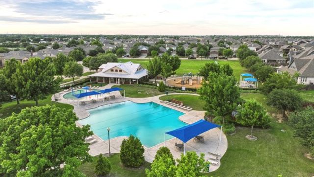 517 Wildriver Trail, Fort Worth, TX 76131