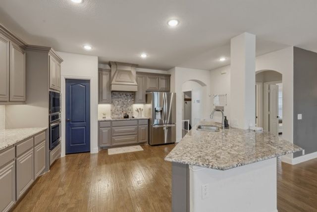 517 Wildriver Trail, Fort Worth, TX 76131