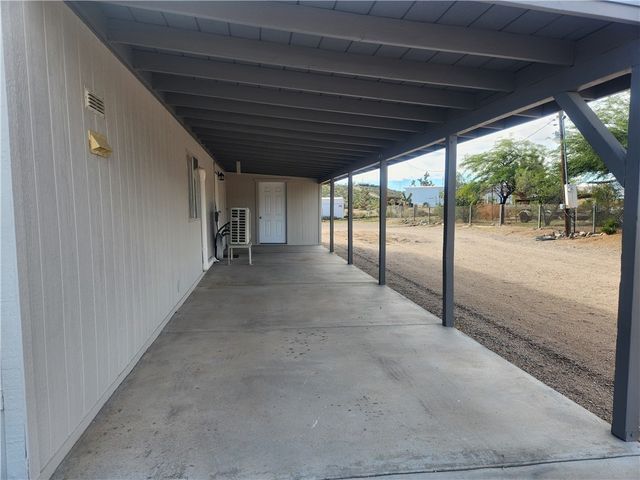 710 W Phantom Creek Drive, Meadview, AZ 86444