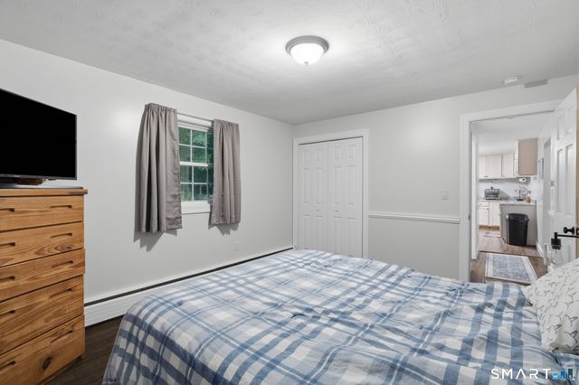 11 Lake Road, Portland, CT 06480