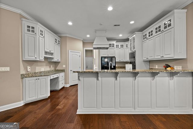 212 Arbor Springs North Drive, Newnan, GA 30265