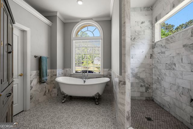 212 Arbor Springs North Drive, Newnan, GA 30265