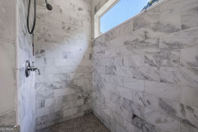 212 Arbor Springs North Drive, Newnan, GA 30265
