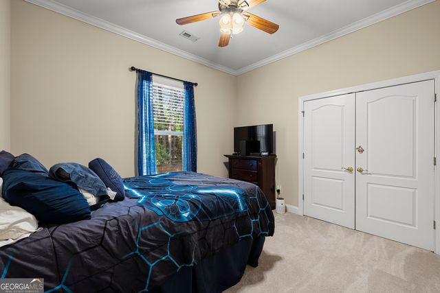 212 Arbor Springs North Drive, Newnan, GA 30265