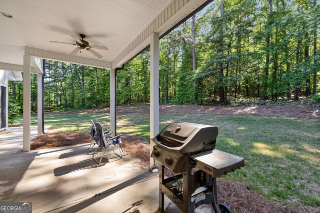 212 Arbor Springs North Drive, Newnan, GA 30265