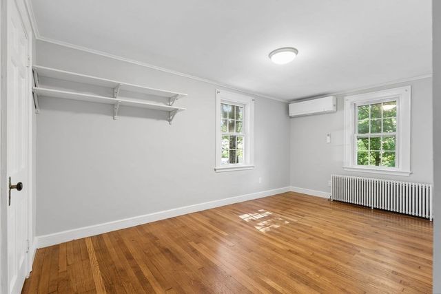 36 Risley Rd, Brookline, MA 02467