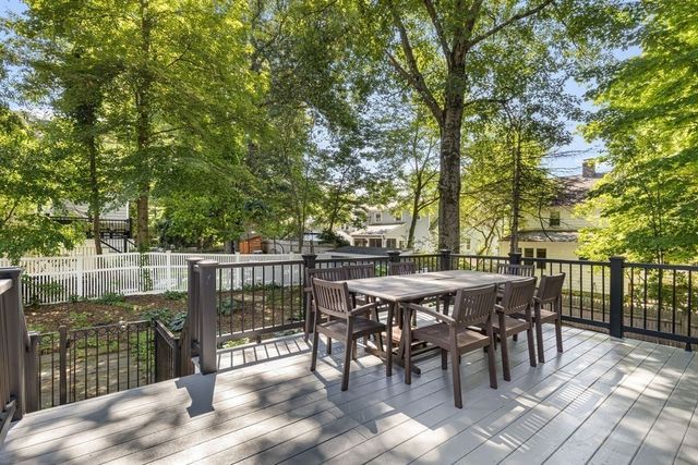 36 Risley Rd, Brookline, MA 02467