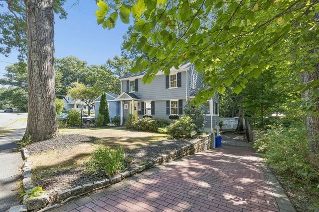 36 Risley Rd, Brookline, MA 02467