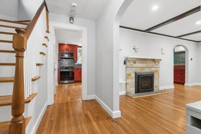 36 Risley Rd, Brookline, MA 02467