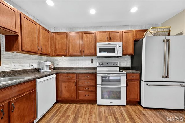 500 Candlestick Court, Warrenton, MO 63383