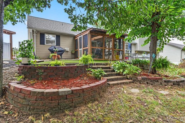 500 Candlestick Court, Warrenton, MO 63383