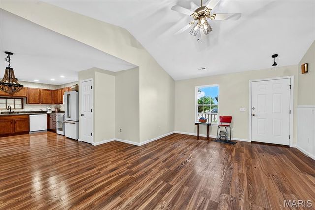 500 Candlestick Court, Warrenton, MO 63383