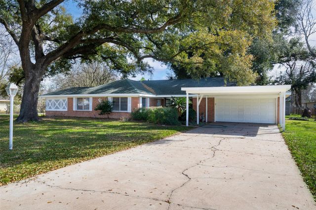 9001 Friendship Road, Houston, TX 77080
