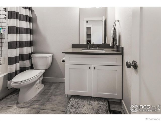 2402 49th Ave Ct 5, Greeley, CO 80634