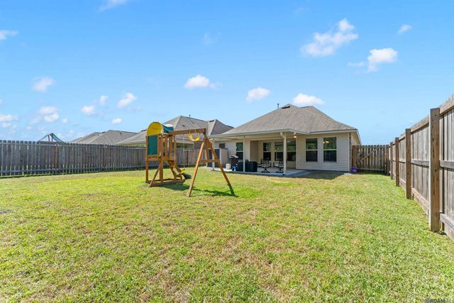 2205 Elmcrest Way, St Gabriel, LA 70776