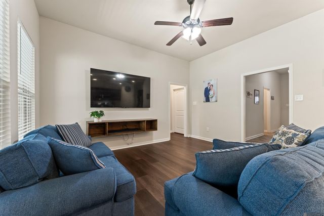 2205 Elmcrest Way, St Gabriel, LA 70776