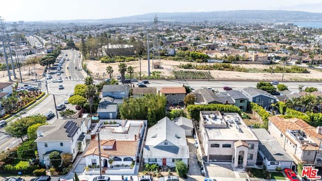 1232 1st Street, Hermosa Beach, CA 90254