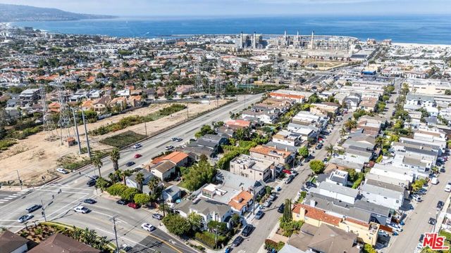 1232 1st Street, Hermosa Beach, CA 90254