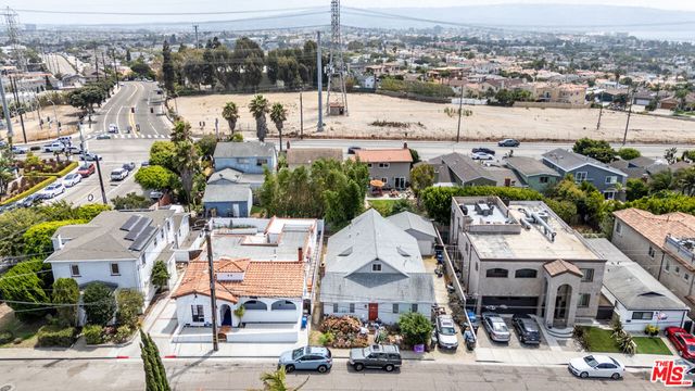 1232 1st Street, Hermosa Beach, CA 90254