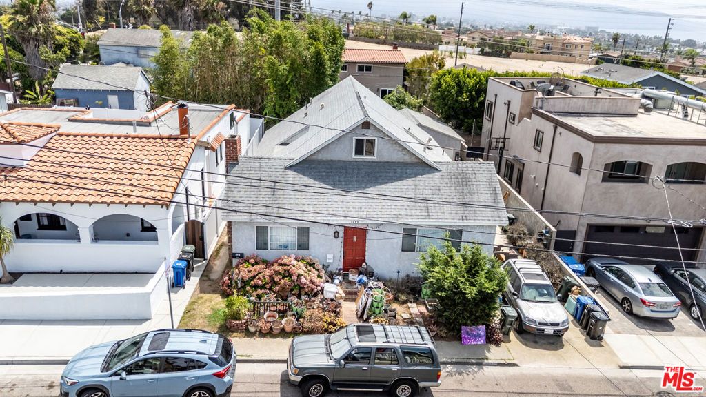 1232 1st Street, Hermosa Beach, CA 90254