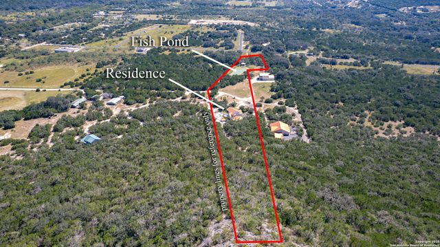 319 Bent River, Concan, TX 78838
