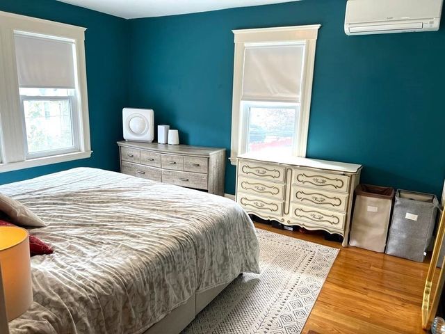 5 Glenmont Rd, Boston, MA 02135