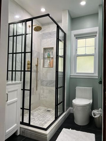 5 Glenmont Rd, Boston, MA 02135