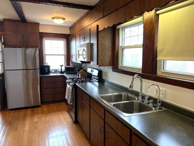 5 Glenmont Rd, Boston, MA 02135