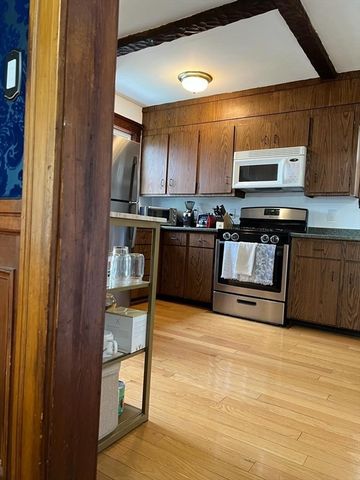 5 Glenmont Rd, Boston, MA 02135