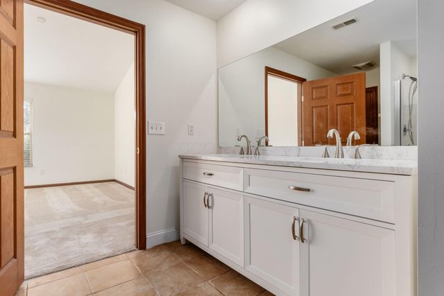 5378 Ruth Amy Avenue, Westerville, OH 43081