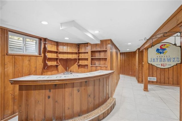 6324 Nall Avenue, Mission, KS 66202