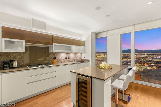 3750 Las Vegas Boulevard 3009, Las Vegas, NV 89158