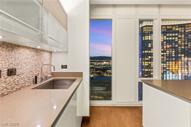 3750 Las Vegas Boulevard 3009, Las Vegas, NV 89158