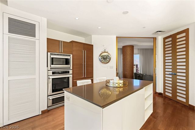3750 Las Vegas Boulevard 3009, Las Vegas, NV 89158