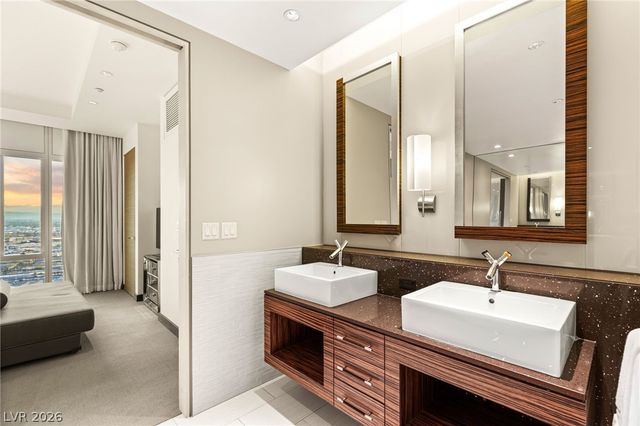 3750 Las Vegas Boulevard 3009, Las Vegas, NV 89158