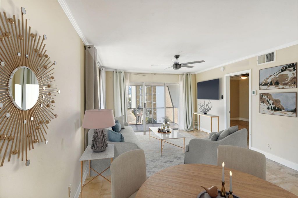 3040 NE 16th Avenue 402, Oakland Park, FL 33334