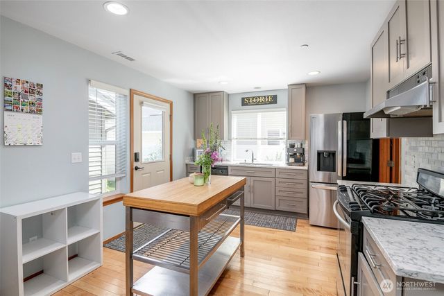 1186 Griggs Street, Dupont, WA 98327
