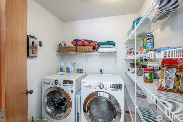 1186 Griggs Street, Dupont, WA 98327