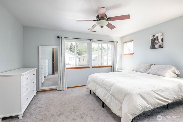 1186 Griggs Street, Dupont, WA 98327