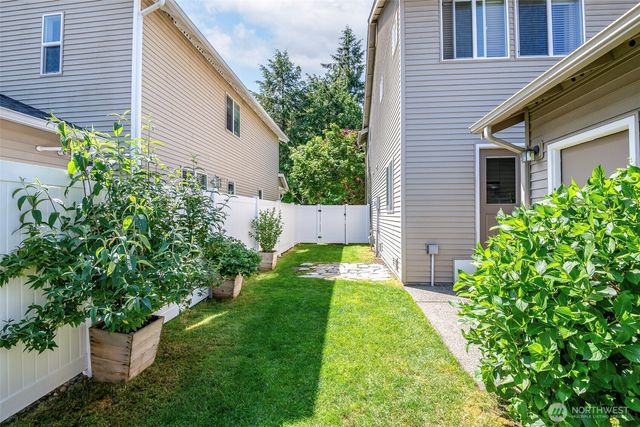 1186 Griggs Street, Dupont, WA 98327
