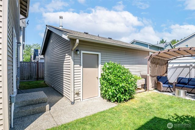 1186 Griggs Street, Dupont, WA 98327