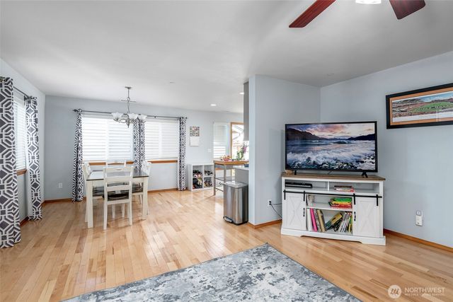 1186 Griggs Street, Dupont, WA 98327