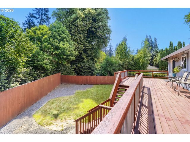 740 Se CAMELLIA Ct, Hillsboro, OR 97123