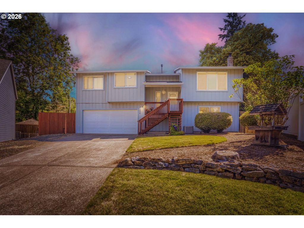 740 Se CAMELLIA Ct, Hillsboro, OR 97123