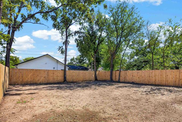 1322 N Wabash, Wichita, KS 67214