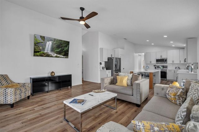 412 DOWNING CIRCLE, Davenport, FL 33897