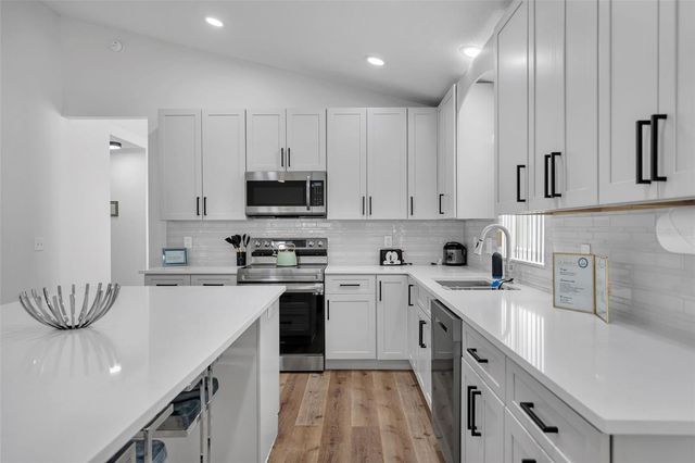 412 DOWNING CIRCLE, Davenport, FL 33897