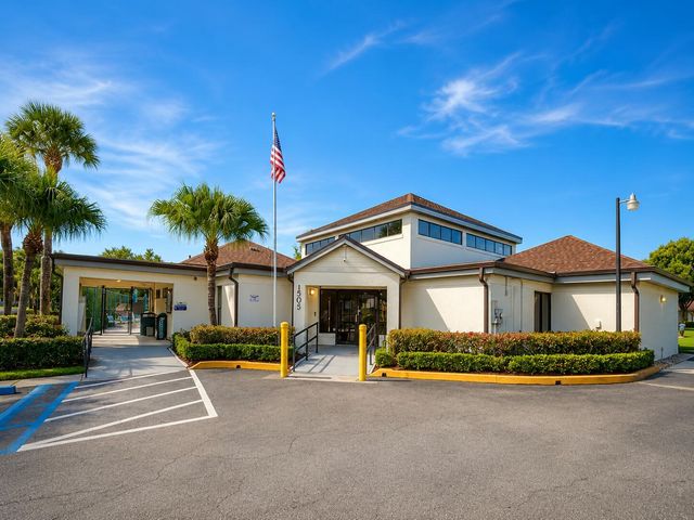 1433 Captains Walk 18a, Fort Pierce, FL 34950